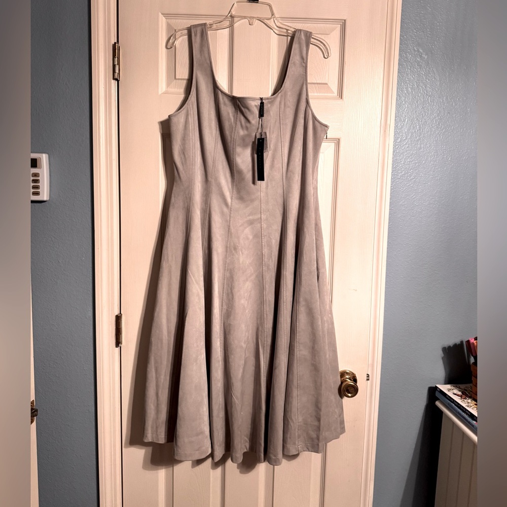 Elie Tahari dress